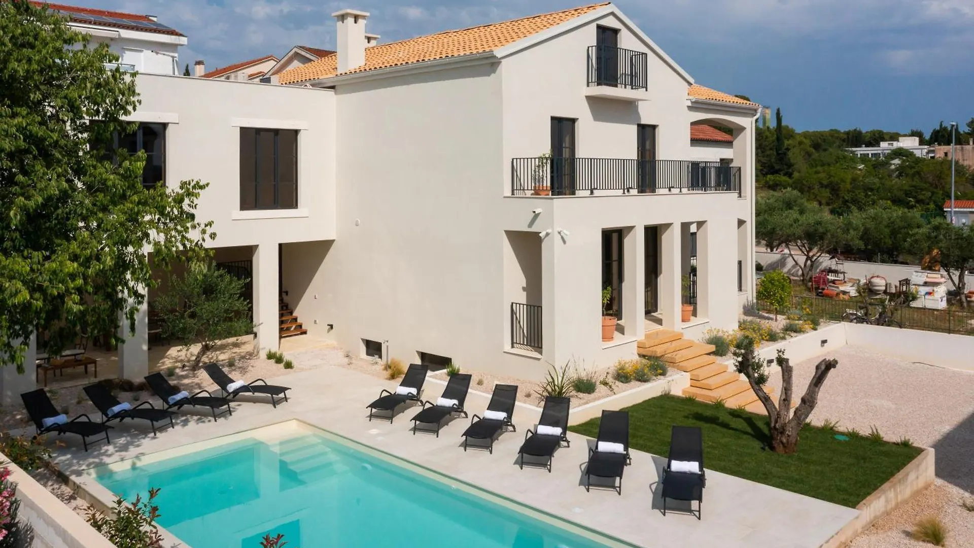 Villa Medici - Amazing 5-Bedroom Home With Private Pool, Wellness And Gameroom Biograd Na Moru