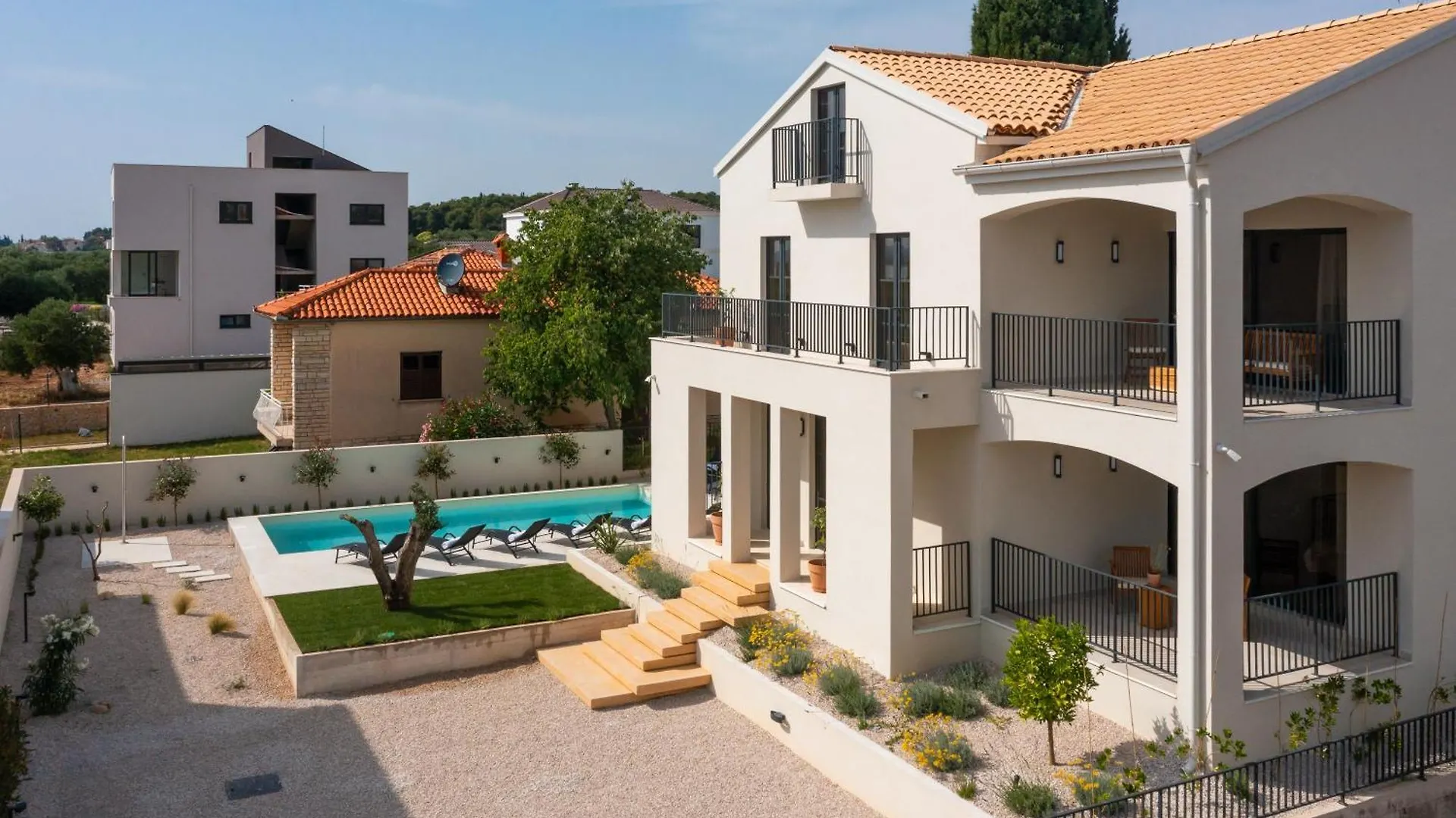 Villa Medici - Amazing 5-Bedroom Home With Private Pool, Wellness And Gameroom Biograd Na Moru Croatia
