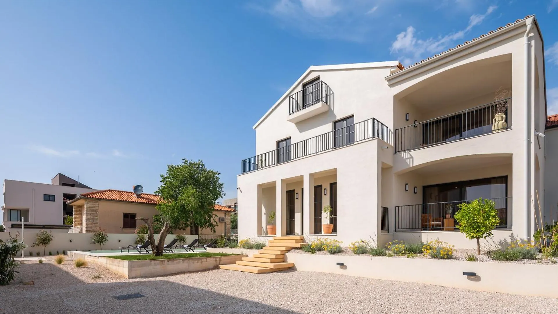 Villa Medici - Amazing 5-Bedroom Home With Private Pool, Wellness And Gameroom Biograd Na Moru
