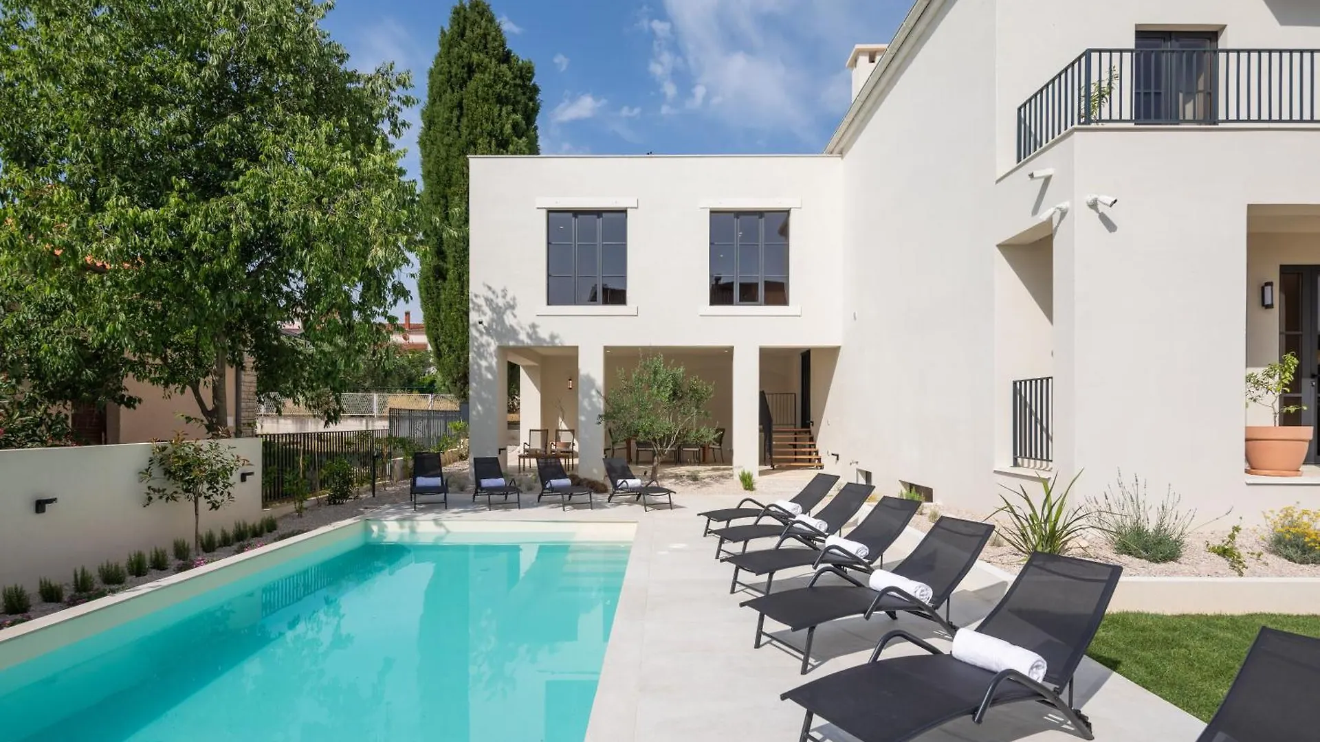 Villa Medici - Amazing 5-Bedroom Home With Private Pool, Wellness And Gameroom Biograd Na Moru