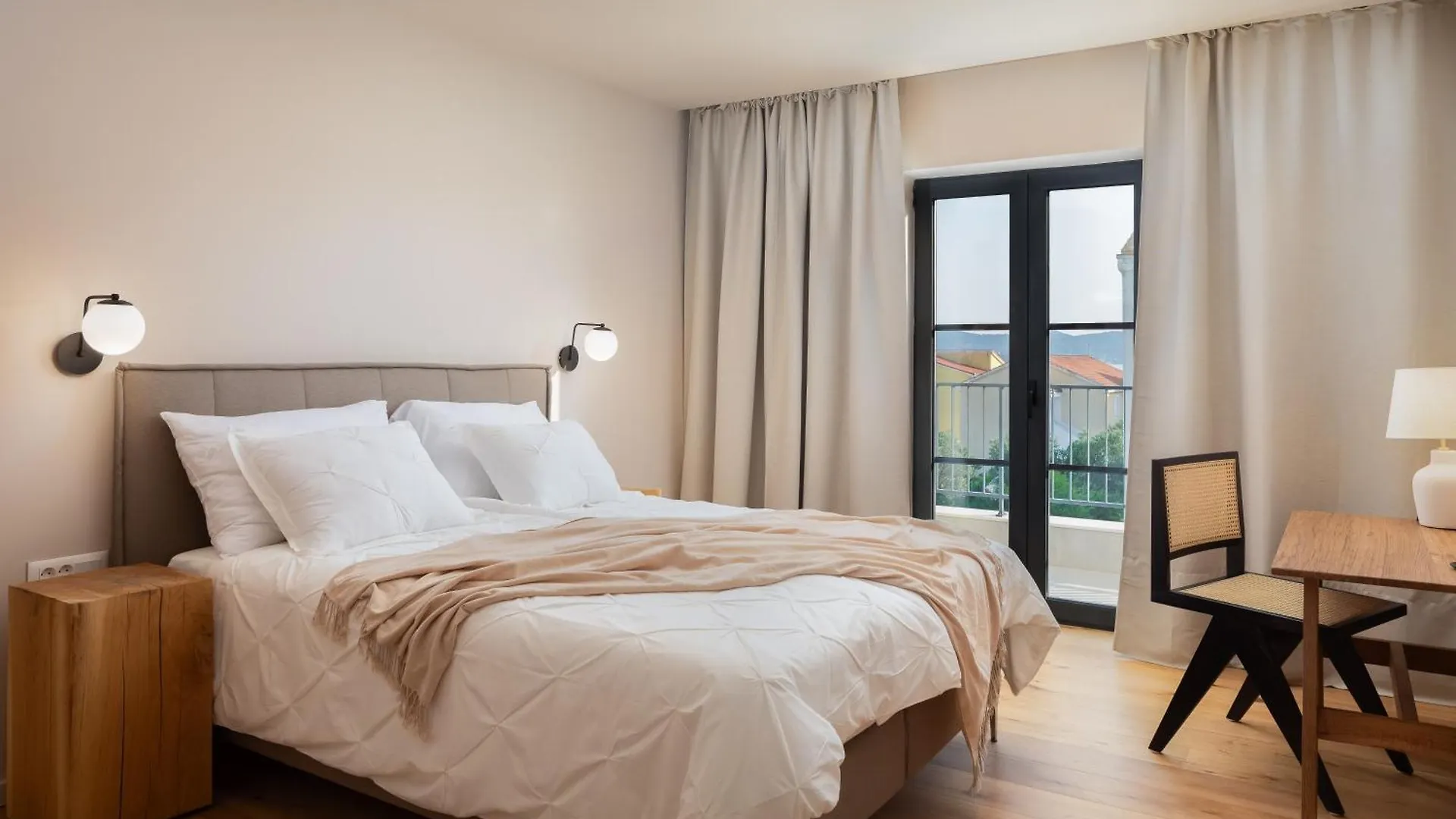 Villa Medici - Amazing 5-Bedroom Home With Private Pool, Wellness And Gameroom Biograd Na Moru Croatia