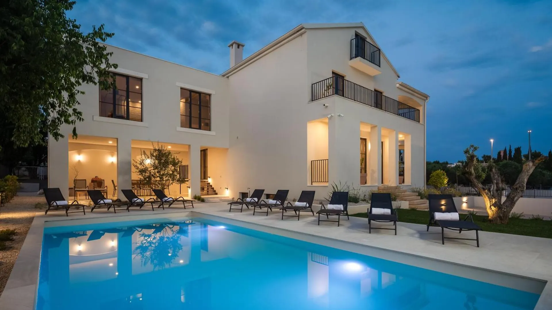 Villa Medici - Amazing 5-Bedroom Home With Private Pool, Wellness And Gameroom Biograd Na Moru 0*,