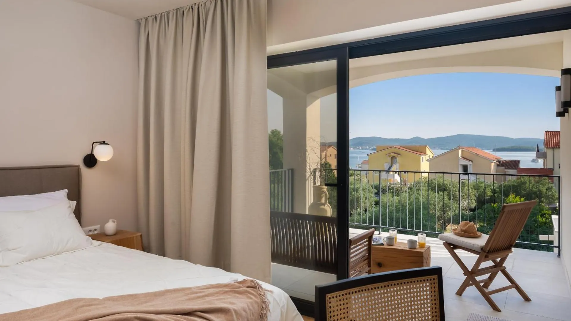 Villa Medici - Amazing 5-Bedroom Home With Private Pool, Wellness And Gameroom Biograd Na Moru