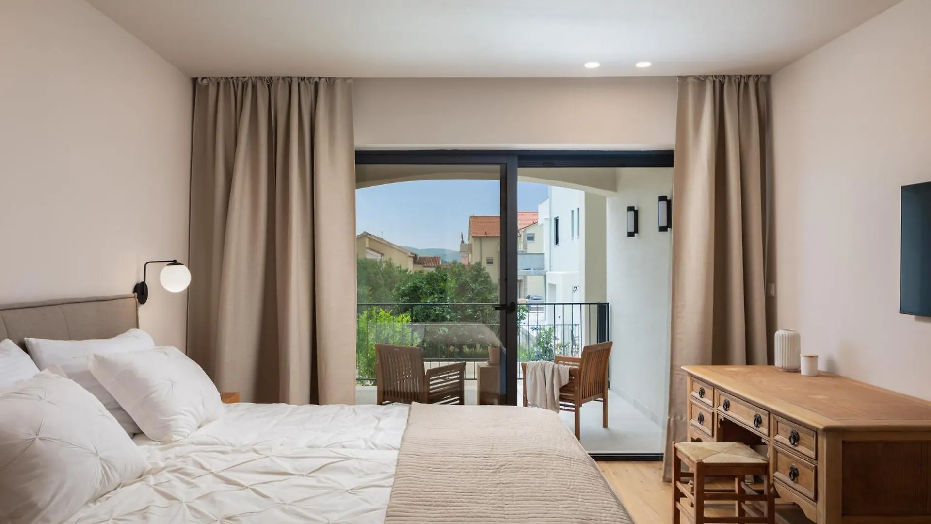 Villa Medici - Amazing 5-Bedroom Home With Private Pool, Wellness And Gameroom Biograd Na Moru 0*,  Croatia