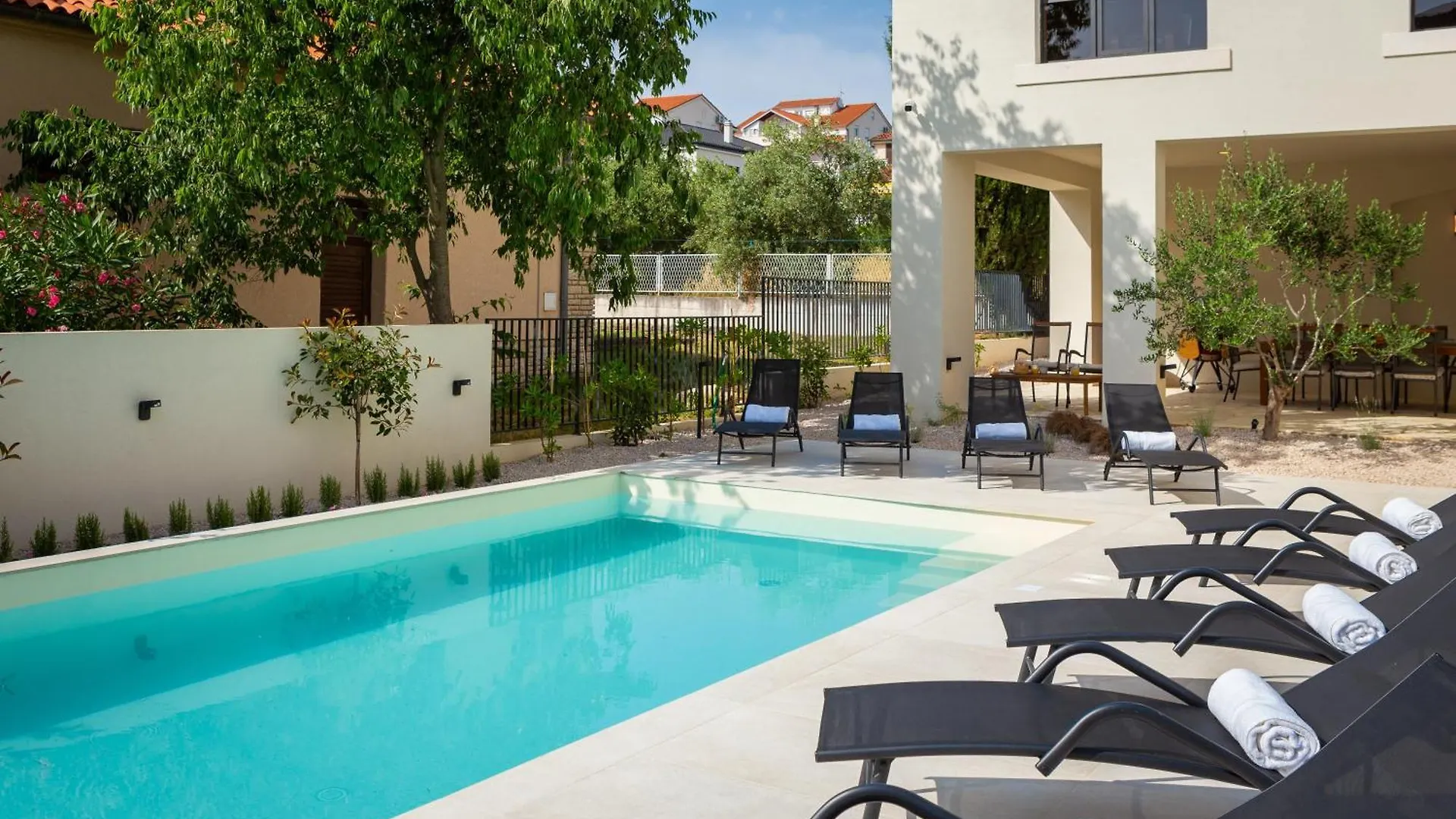 Villa Medici - Amazing 5-Bedroom Home With Private Pool, Wellness And Gameroom Biograd Na Moru